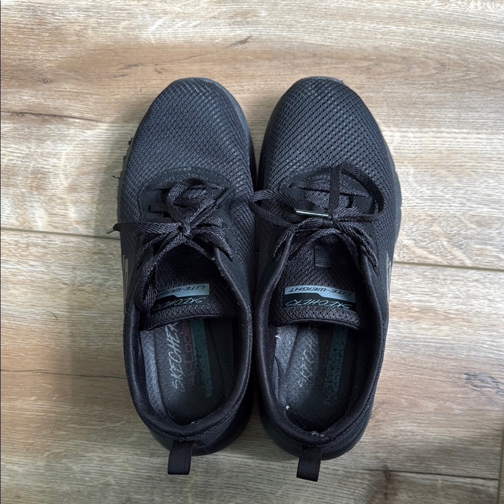 Skechers